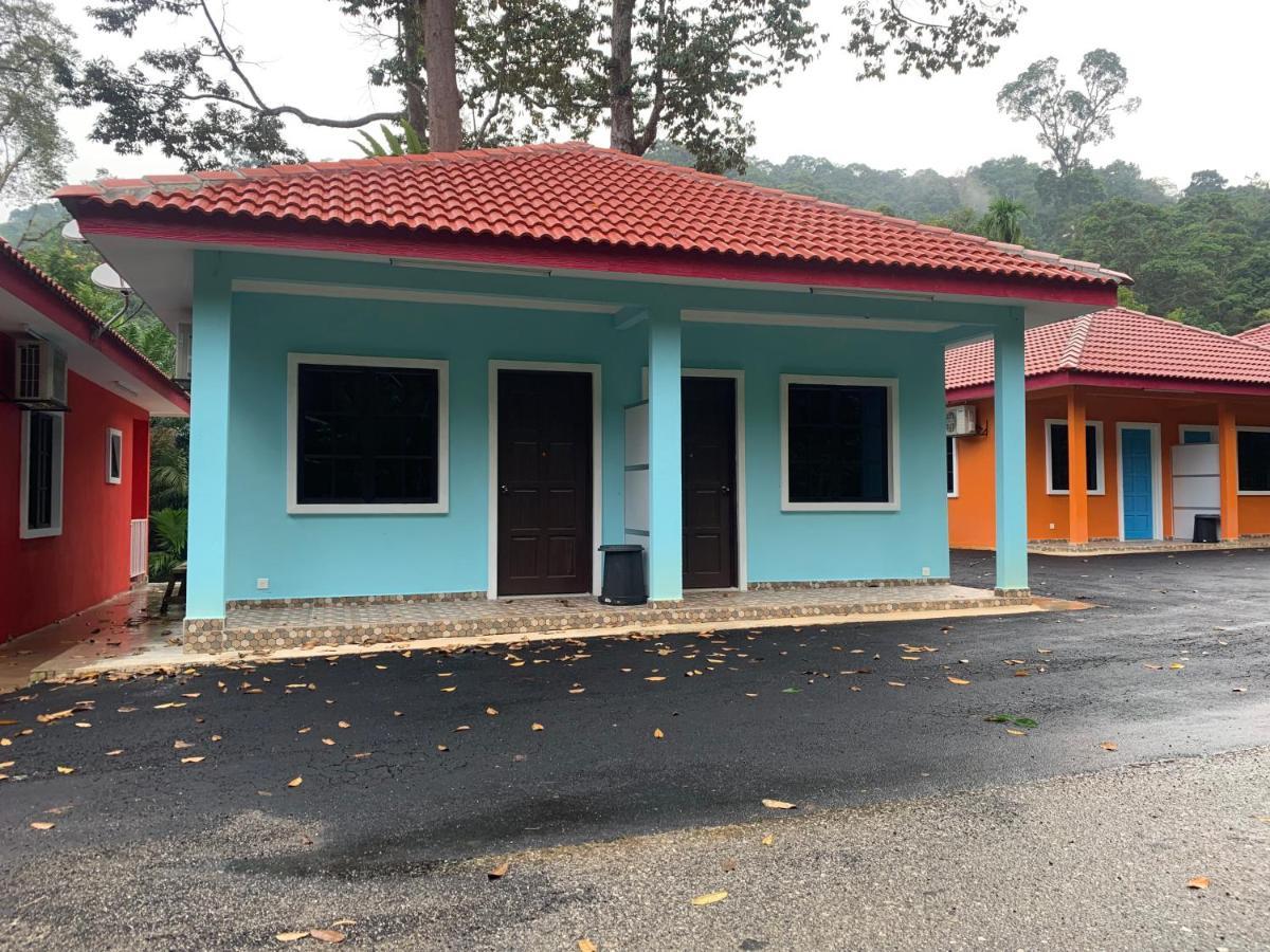 Hôtel Chalet Latip D'Ayer Itam à Kampong Ayer Hitam  Extérieur photo