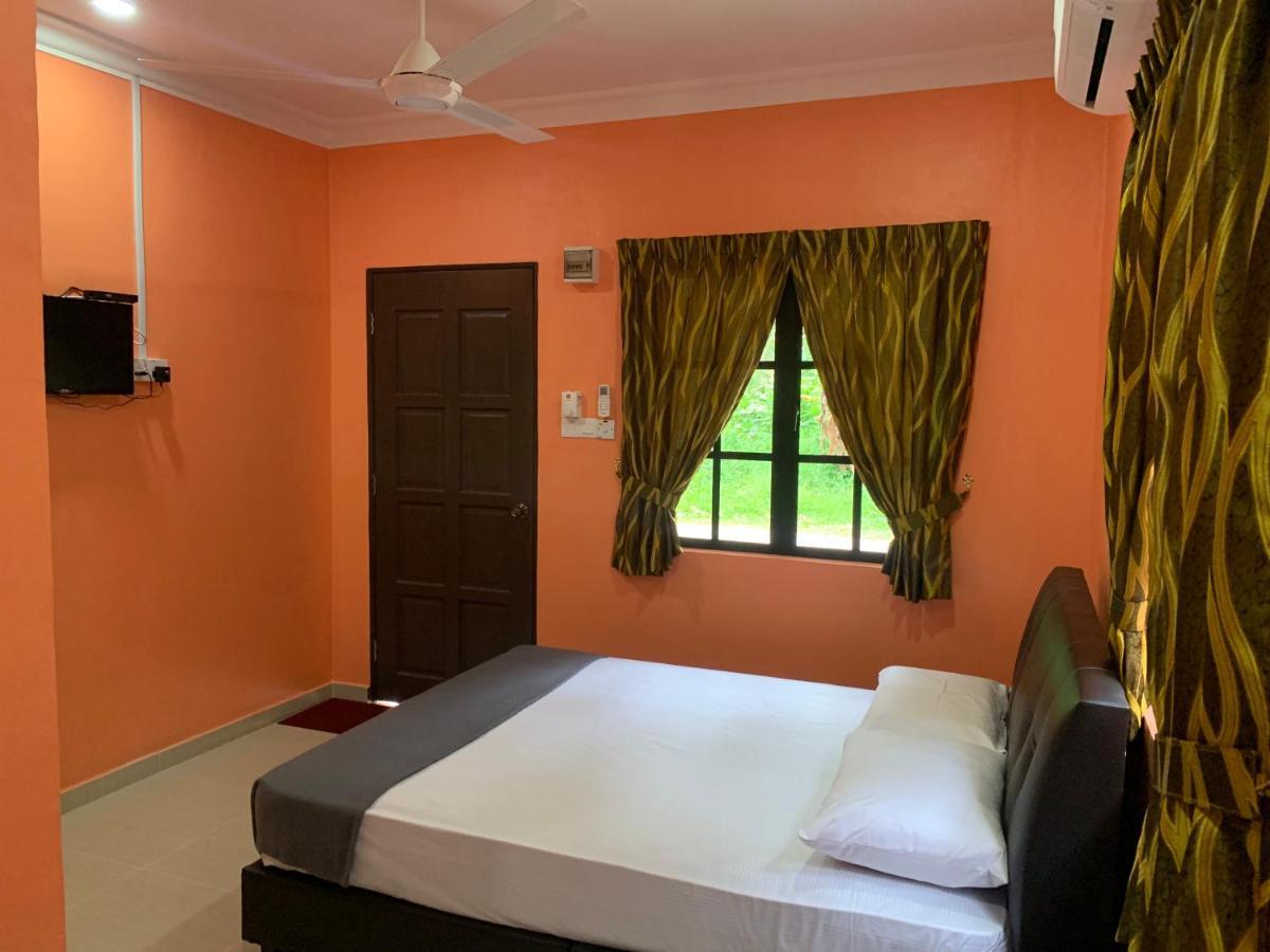 Hôtel Chalet Latip D'Ayer Itam à Kampong Ayer Hitam  Extérieur photo